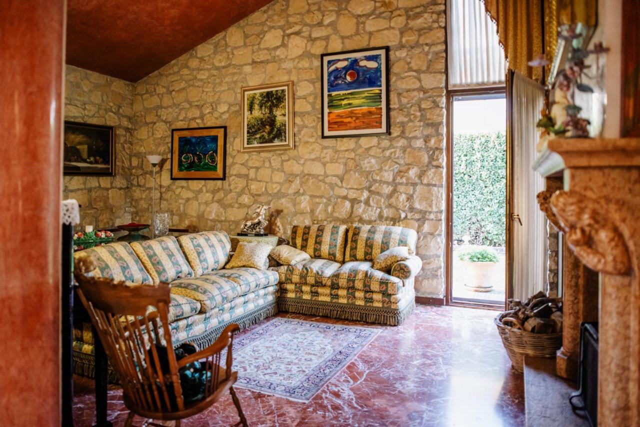 La Dolce Vita Montecchia di Crosara Екстериор снимка